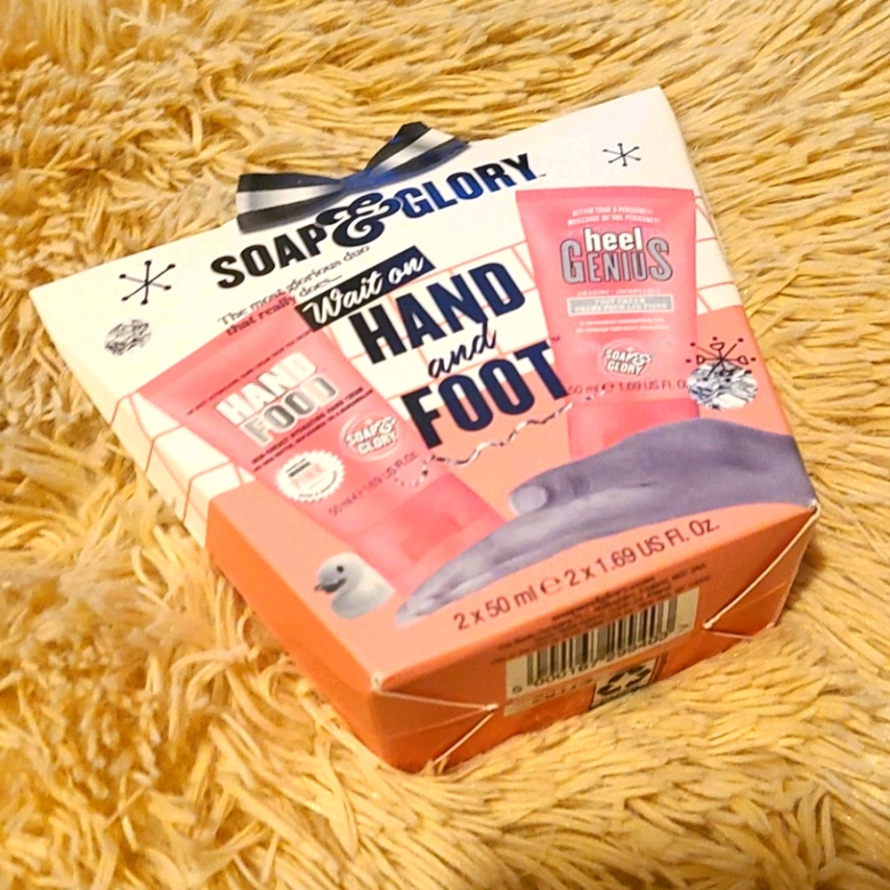 NWT Soap & Glory set